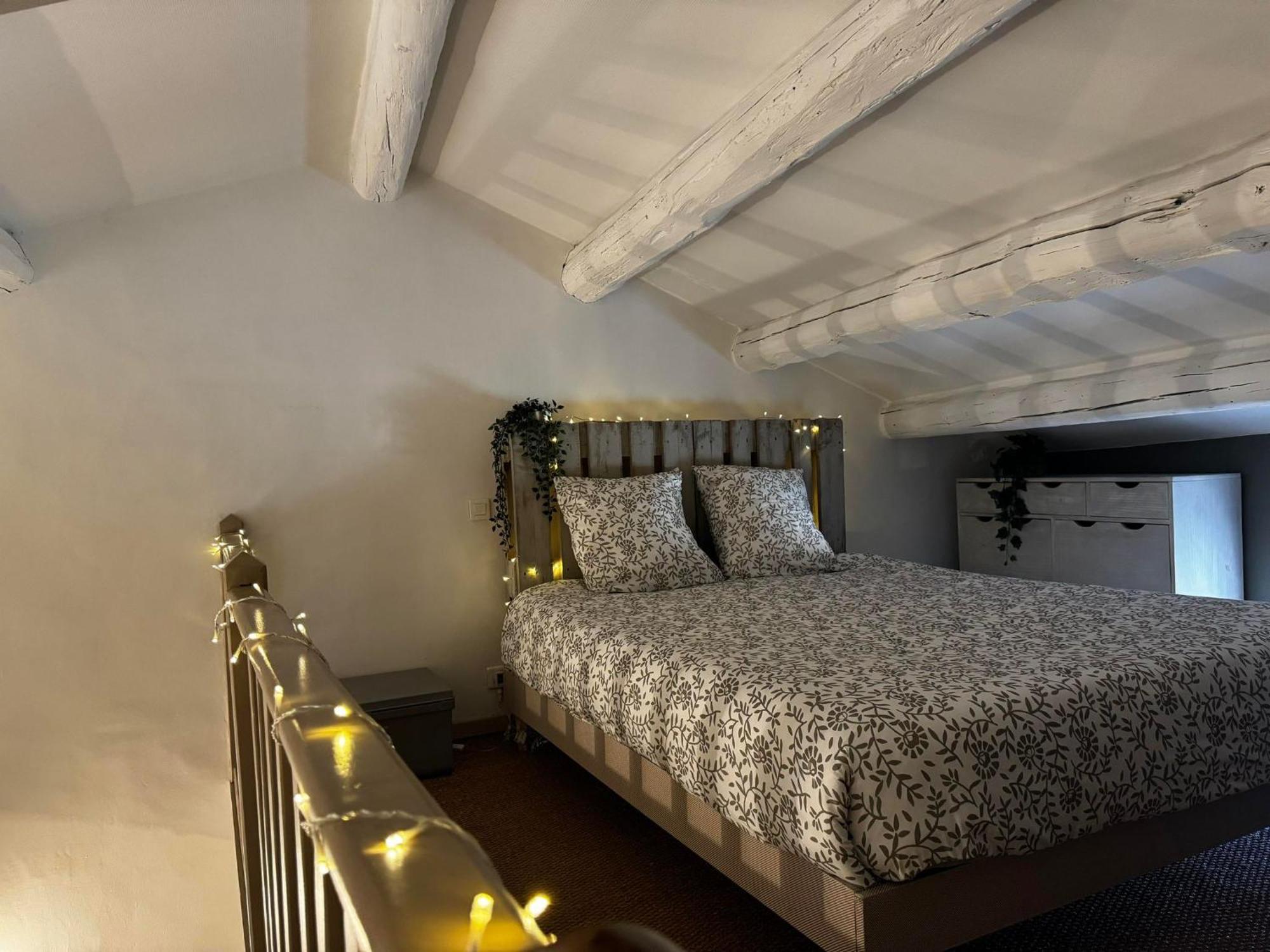 La Villa De Lea - Wifi - 5 Personnes - Intramuros Avinyon Dış mekan fotoğraf